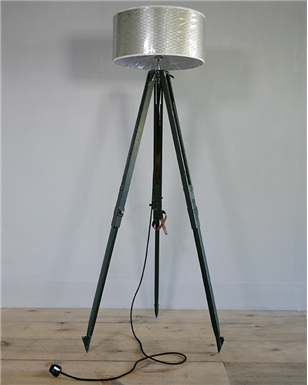 green standard lamp